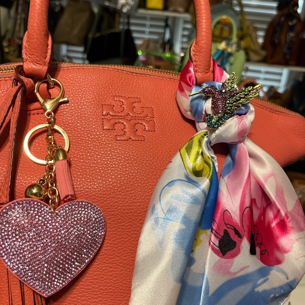 Bag Swag Bundle 🔥 Create your Own on LIVE ❤️ - Picture 4 of 16